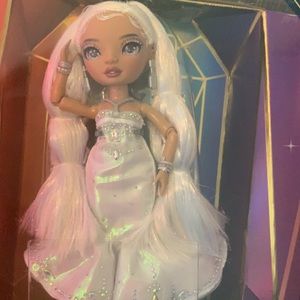 Rainbow high doll holiday edition new in box